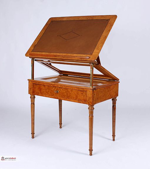 Antiker Architektentisch, Zeichentisch, Frankreich um 1850 - Frankreich
Esche
um 1850