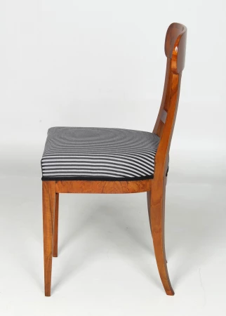 Chaise restaurée