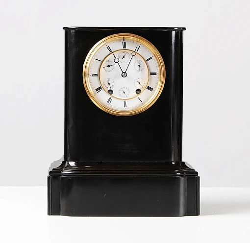 Rarissimo orologio da caminetto antico con secondi, data, età lunare, giorno della settimana - Parigi
Marmo, smalto
intorno al 1860-1870