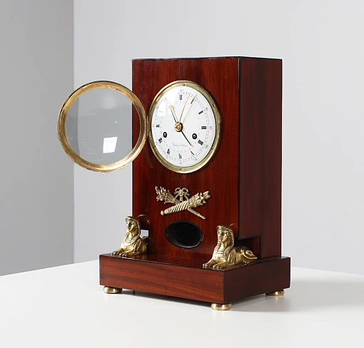 Antike Kaminuhr, Empire, Biedermeier Pendule mit Kalender, D'Audience - Frankreich
Mahagoni
frühes 19. Jahrhundert
