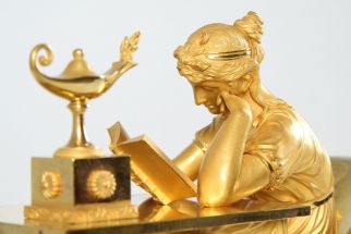 Horloge de table Empire La Liseuse