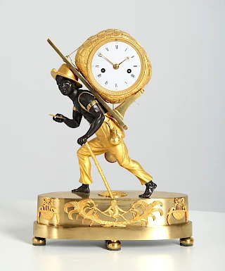 <p>Parigi<br />
Bronzo, smalto<br />
Impero circa 1810</p> <p>Parigi<br />
Bronzo, smalto<br />
Impero circa 1810</p>