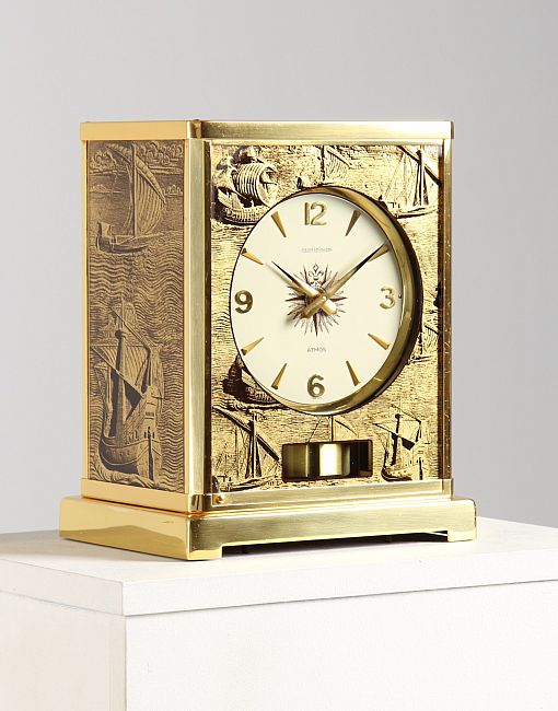 Jaeger LeCoultre, Atmos V cal. 526, modèle Feuille d'or, Caravelle - Suisse
Laiton doré
Année de fabrication 1965