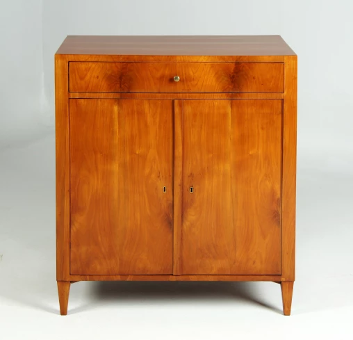 Antique Biedermeier demi-armoire, buffet, commode, cerise, vers 1820 - Bavière
Cerisier
Biedermeier vers 1815
