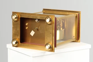 Serial number Atmos clock