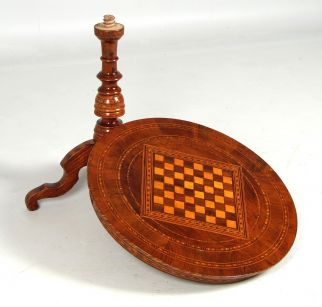 Unscrewable plate