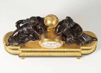 Pendule en bronze doré