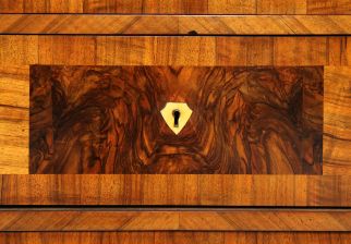 Key plate
