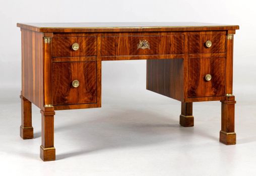 Bureau antique, en noyer, Biedermeier, Empire vers 1820 - Vienne
Noyer
Biedermeier vers 1820