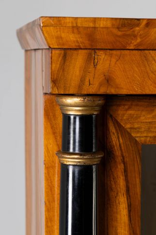 Column ebonised