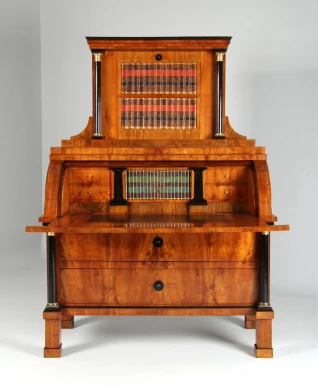 Mitteldeutsch
Kirsche
Biedermeier um 1815