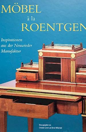 Cornet / Willscheid - Möbel à la Roentgen The catalogue for the exhibition Möbel à la Roentgen sheds light on the artistic and technical environment of the Neuwied furniture manufactory of Abraham and David Roentgen. In addition to the well-known work of the Roentgens themselves, the focus is particularly on their employees - craftsmen with sometimes highly specialised skills who made a significant contribution to the perfection of mechanical furniture and the further development of decorative techniques.