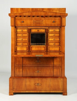 <p>Mitteldeutschland<br />
Kirschbaum<br />
Biedermeier um 1835</p>
