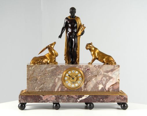 Antike Art Deco Uhr, Orpheus und die Tiere nach Franz von Stuck - Österreich
Bronze, Marmor
Art Deco um 1925