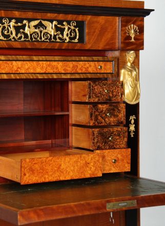 Gallery Balbach Antiques