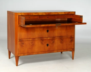 <p>Bayern<br />
Kirsche<br />
Biedermeier um 1820</p>