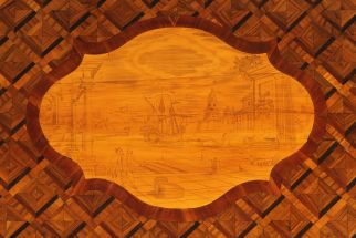 Maple engraved baroque