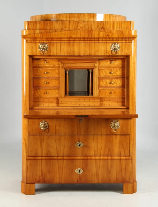 Antiker Biedermeier Sekretär, Kirsche, um 1830, restauriert - Sachsen
Kirsche
um 1835