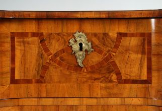 Commode antique Baroque Ferrures