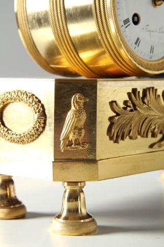 Bronze parrot