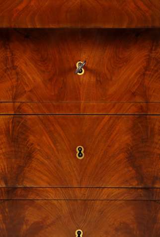 Commode antique en noyer Empire