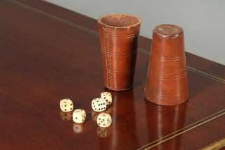 gioco di dadi antichi