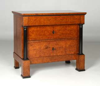 Piccola cassettiera Biedermeier con colonne
