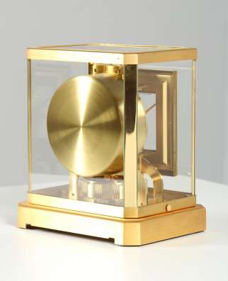 Atmos clock pressure box
