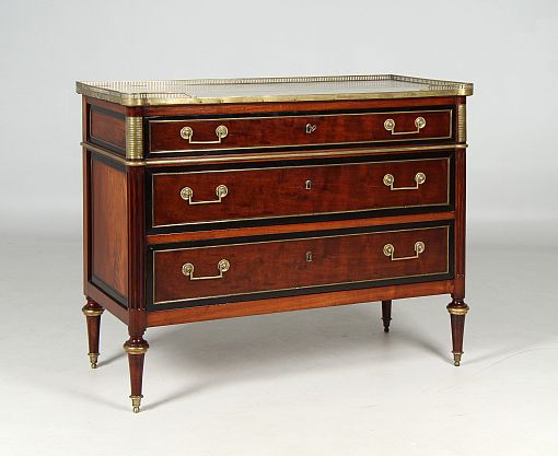 Antike Kommode Louis XVI, Mahagoni, Paris um 1780 - Frankreich
Mahagoni u.a.
um 1785