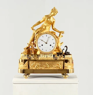 <p>Parigi<br />
Bronzo dorato a fuoco<br />
1815 circa</p> <p>Parigi<br />
Bronzo dorato a fuoco<br />
1815 circa</p>