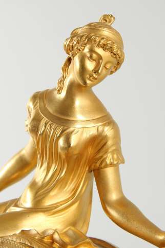 Feuervergoldete Bronze Uhr