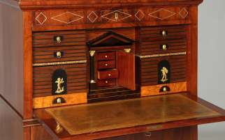 Biedermeier Sekretär mit Geheimfächern