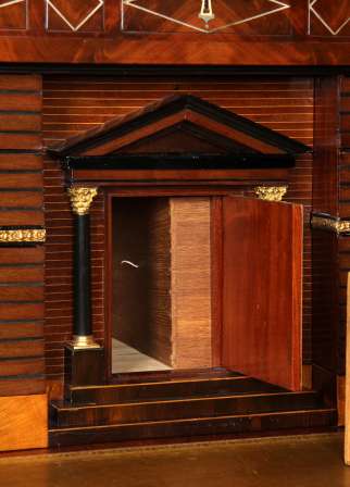 Biedermeier Sekretär mit Geheimfächern