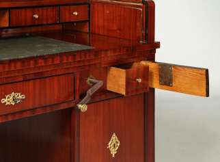 Crank for a height-adjustable desk