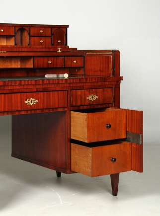 Viennese Biedermeier mahogany desk