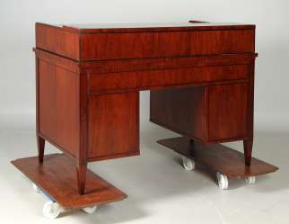 Viennese Biedermeier mahogany desk