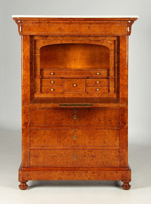 French secretary desk with a secret compartment, figured ash, c. 1840 - France
Figured ash
c. 1840