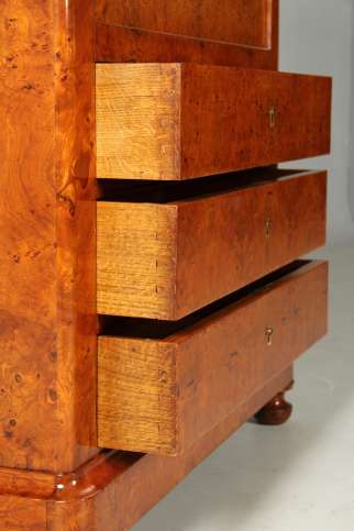 Drawers: Small antique writing desk