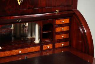 Antiker Biedermeier Sekretär mit Geheimfächern um 1820