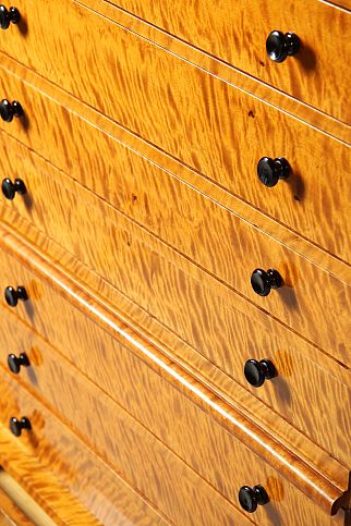 Schrank Birke Schubladen