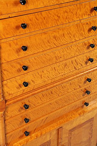 Schrank Birke Schubladen
